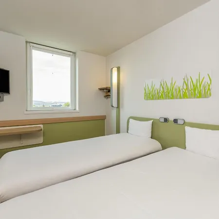 Ibis Budget Expo מלון ברן