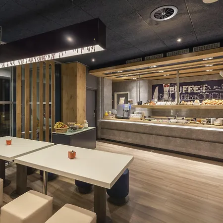 Ibis Budget Expo * Berna